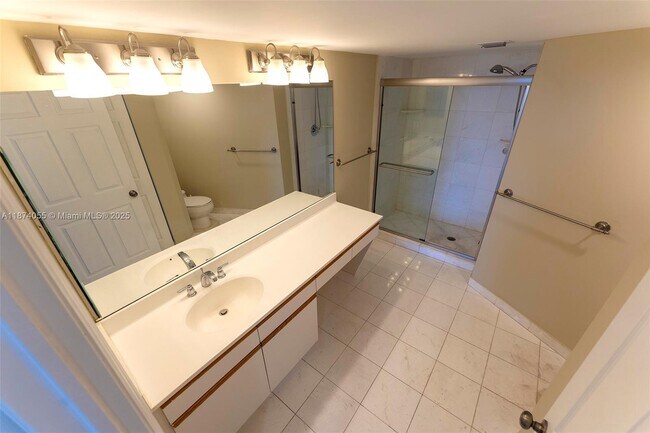 Building Photo - 3530 Mystic Pointe Dr