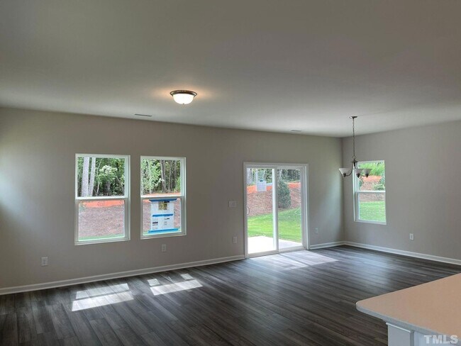 Building Photo - 312 Joneshaven Dr