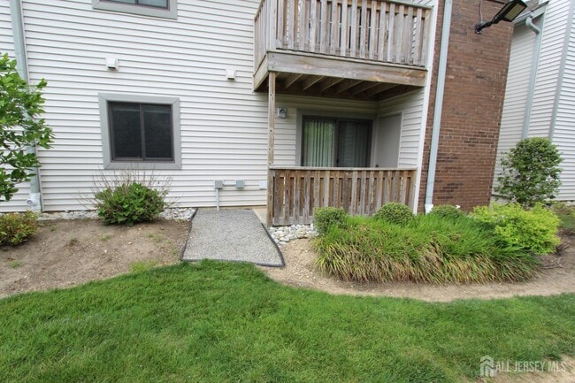 Building Photo - 4707 Ravens Crest Dr