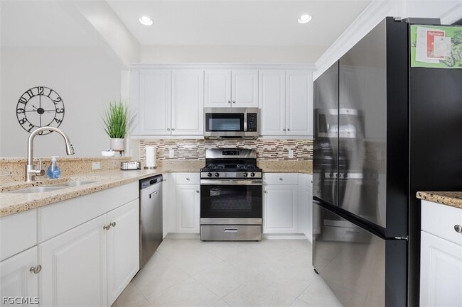 Building Photo - 3181 Cottonwood Bend