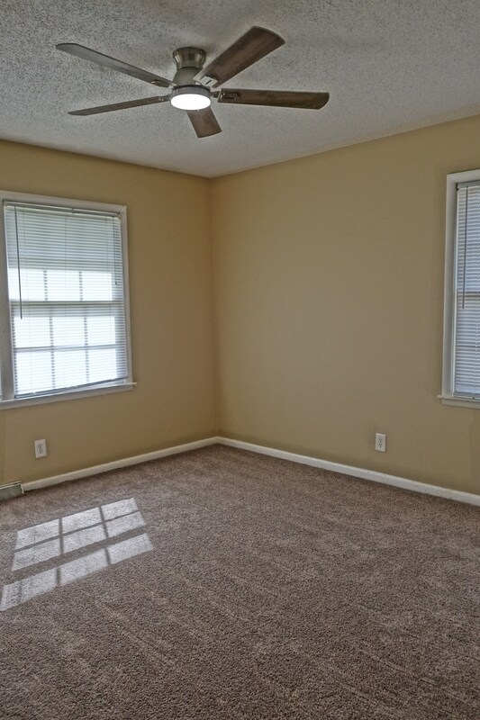 Building Photo - 2505 Piney Branch Rd NW