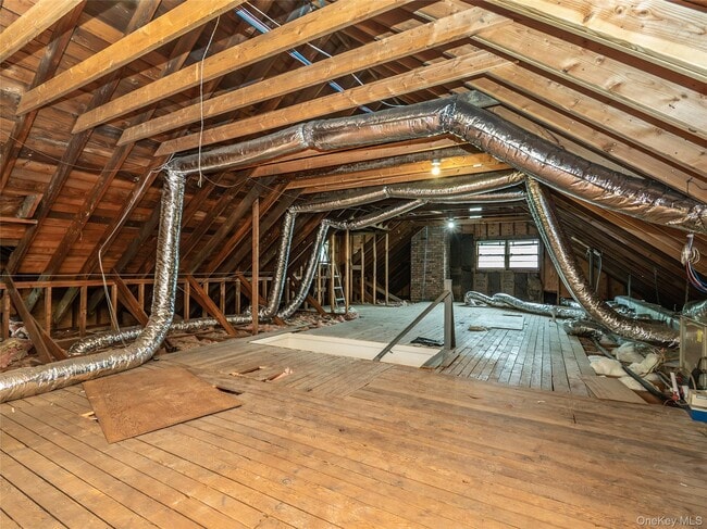 Building Photo - 14 St Pauls Pl