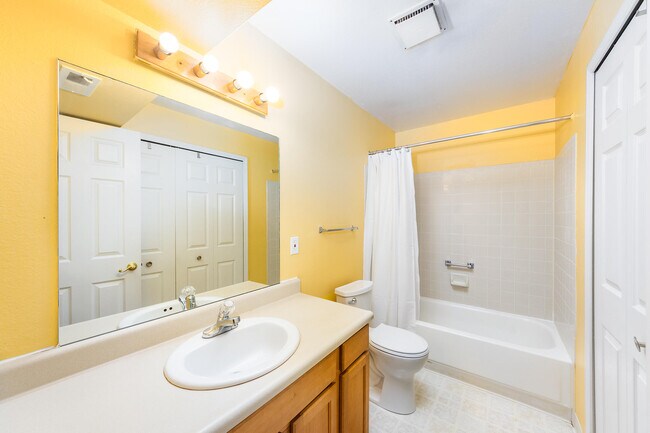 Building Photo - 19130 Northridge Dr