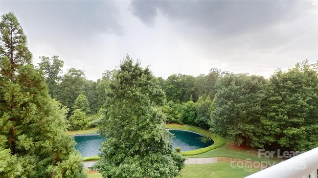 Building Photo - 14648 Via Sorrento Dr