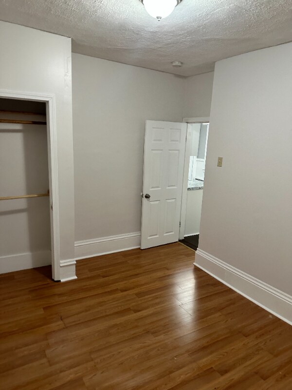 Building Photo - 16 Ashland Ave