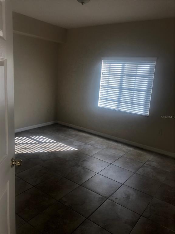 Building Photo - 9619 Lakedale Way