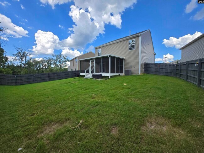 Building Photo - 482 Delahays Rd
