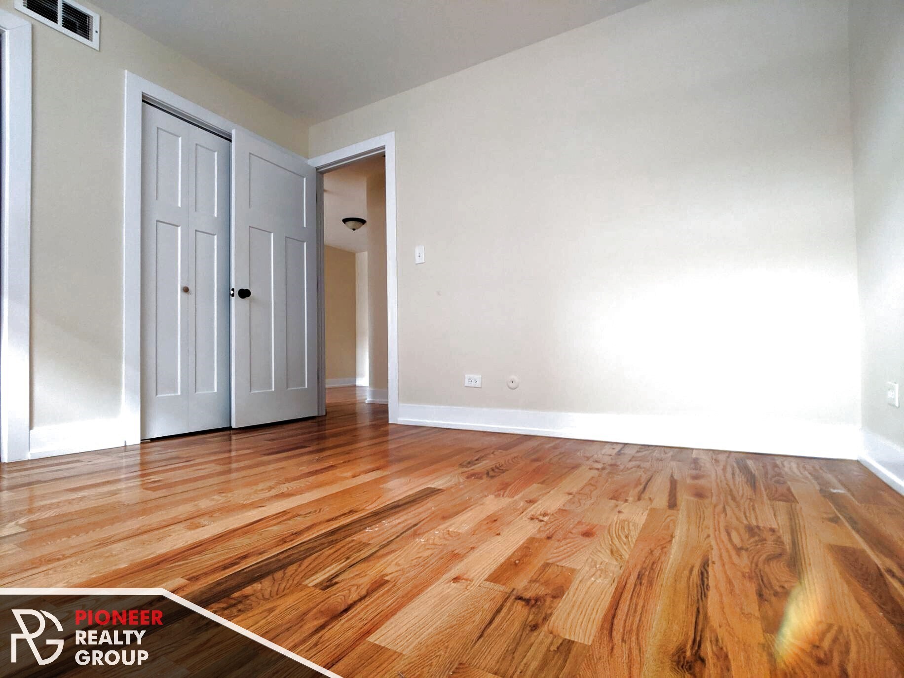 Building Photo - 537 W Arlington Pl