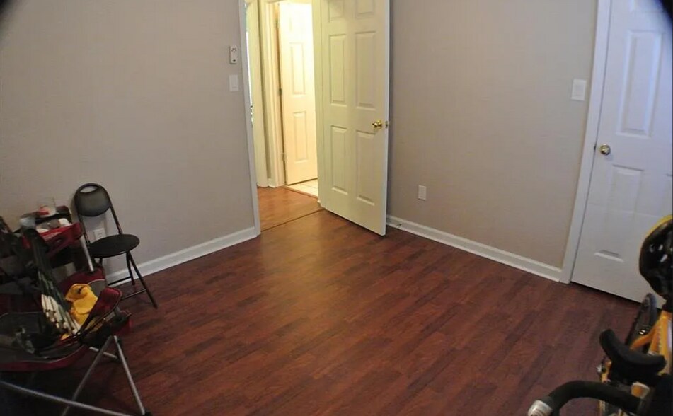 Building Photo - 9067 Valkrie Ln