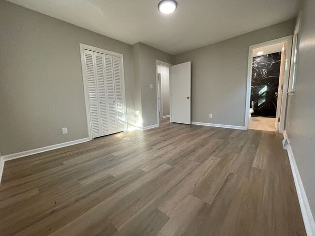 Building Photo - Remodeled Rancher Style Home