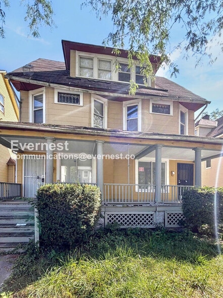 Primary Photo - 2213 E 82nd St