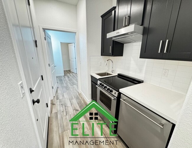 Building Photo - 711 Rosazzo Ln