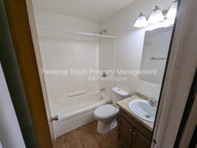 Building Photo - 541 2nd St N