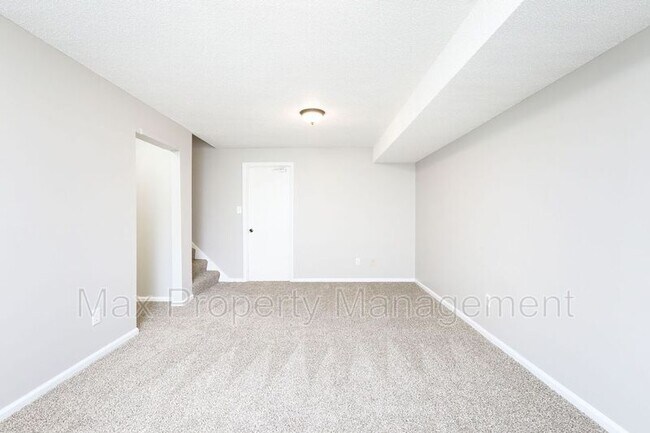Building Photo - 505 E McKinley Ave