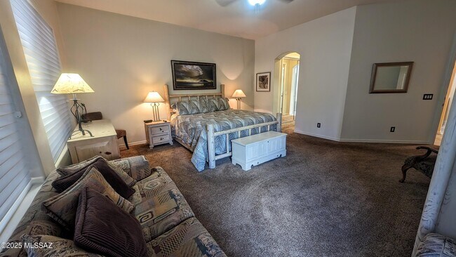 Building Photo - 13816 Topflite Dr