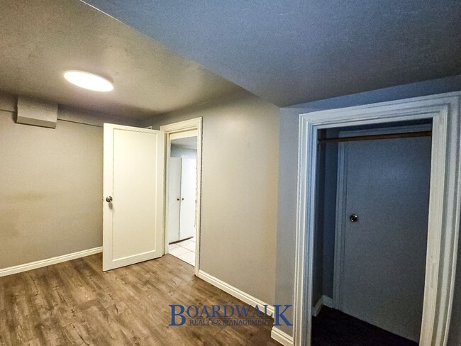 Building Photo - 1748 S Main St