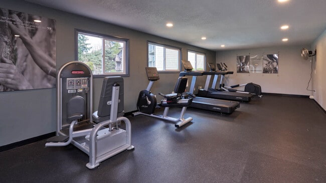 Gym - Redmond Court