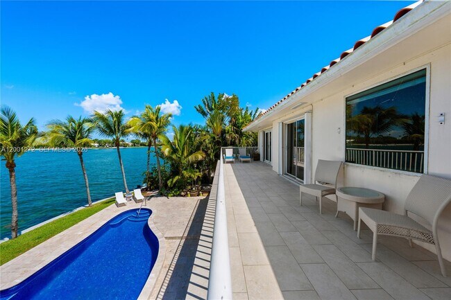 Building Photo - 1575 Stillwater Dr