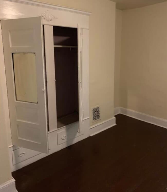 Building Photo - 2 Bedroom 1 Bathroom House for Rent