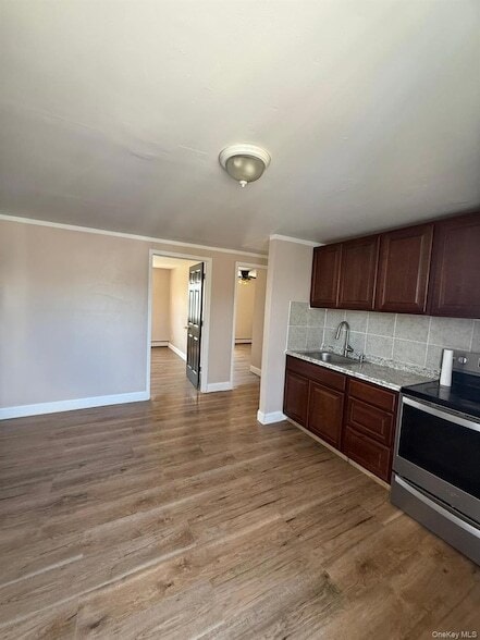 Building Photo - 23 Magro Dr