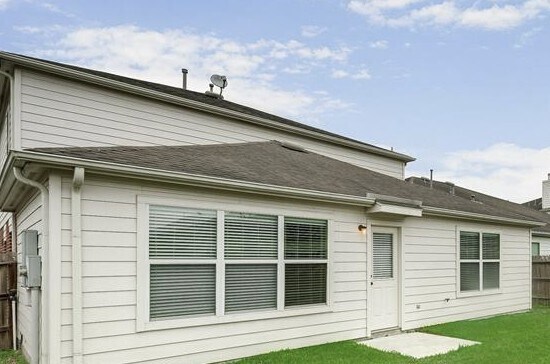 Building Photo - 2725 Foster Hill Dr