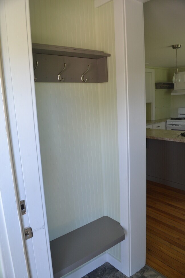 coat hooks in entry - 222 W Case St