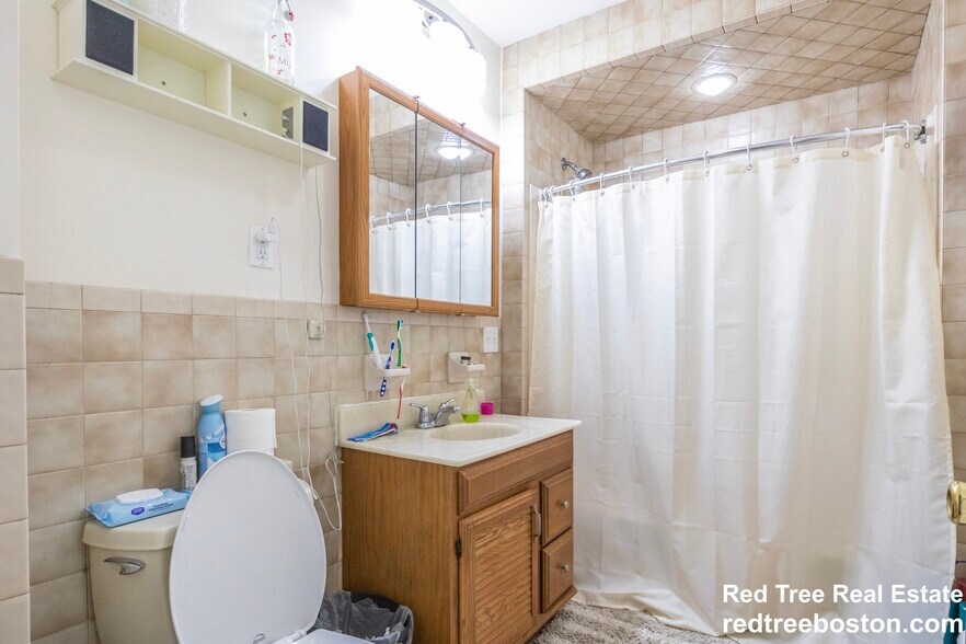 Building Photo - 35 Harbor View St