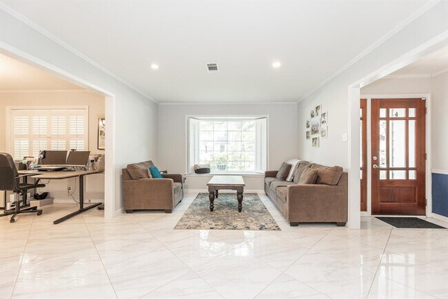 Building Photo - 14531 Bramblewood Dr