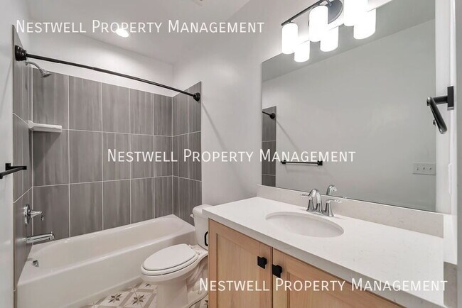 Building Photo - 10907 Paddle Board Way