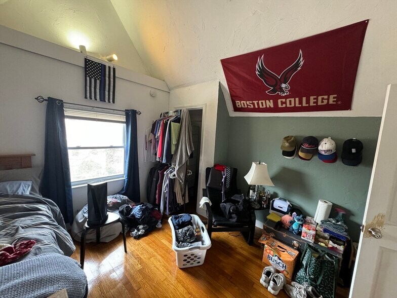 *Pictures are representative samples of the advertised unit. In some cases, the actual units you tou - 20 South St