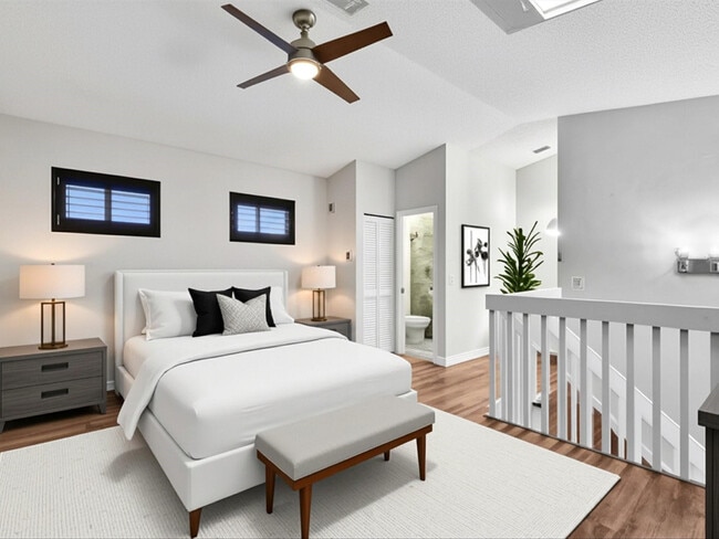 Building Photo - 4182 S Pine Island Rd