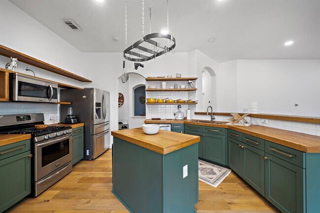 Building Photo - 20718 Cottondale Ct