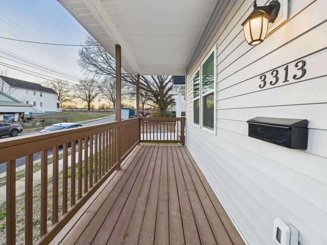 Building Photo - 3313 Tuxedo Blvd