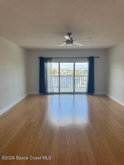 Building Photo - 1208 E River Dr