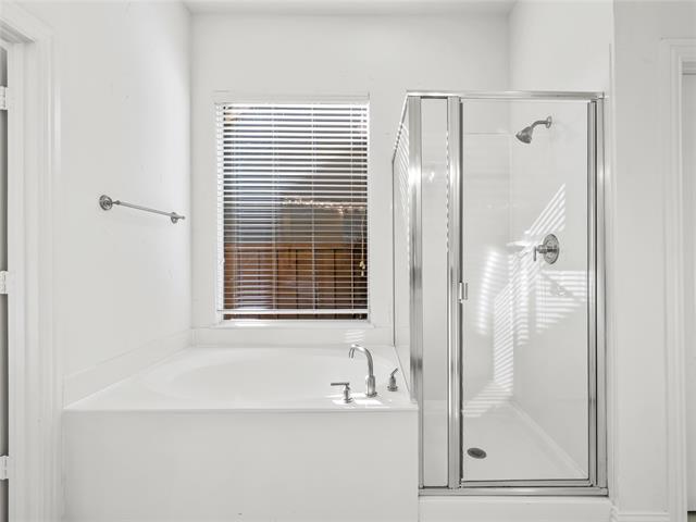 Building Photo - 1732 Auburn Dr