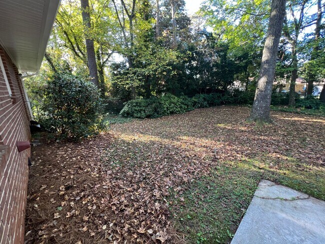 Building Photo - Conveniently Located Home Tucker/Stone Mou...