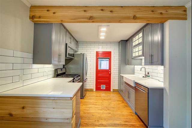 Building Photo - 3820 El Campo Ave