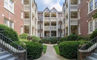 Historic Rosa Lee Court condominiums - 2809 13th Ave S
