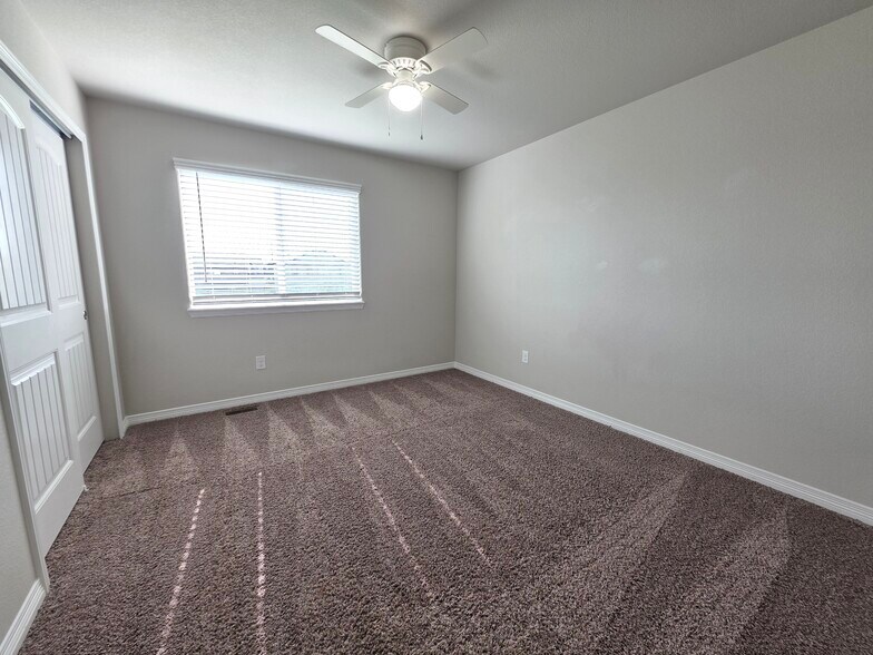 Building Photo - 6535 Weiser Dr