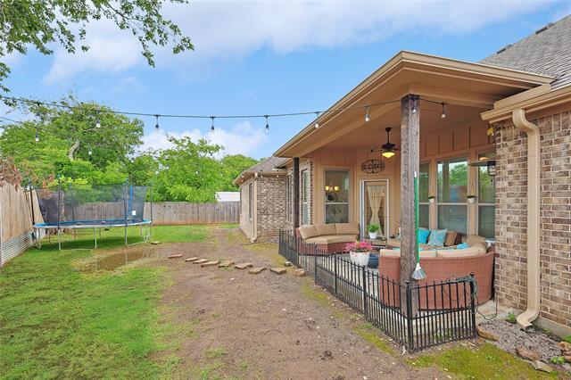 Building Photo - 342 W Huffman St