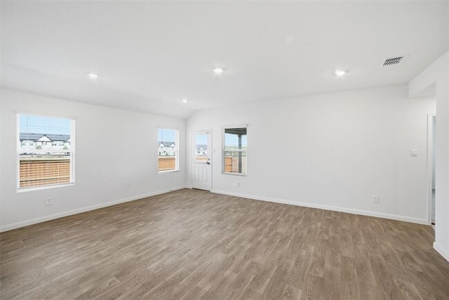 Building Photo - 132 LAS LOMAS Dr