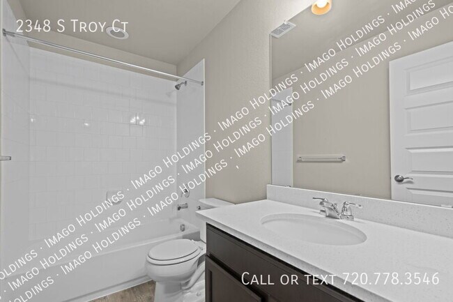 Building Photo - 2348 S Troy Ct