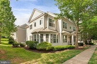 Building Photo - 14348 Sharpshinned Dr