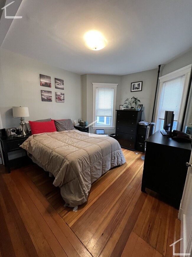 Building Photo - Very Affordable 2 bed in Brighton...
