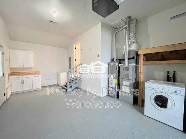 Building Photo - 528 Plantation Dr