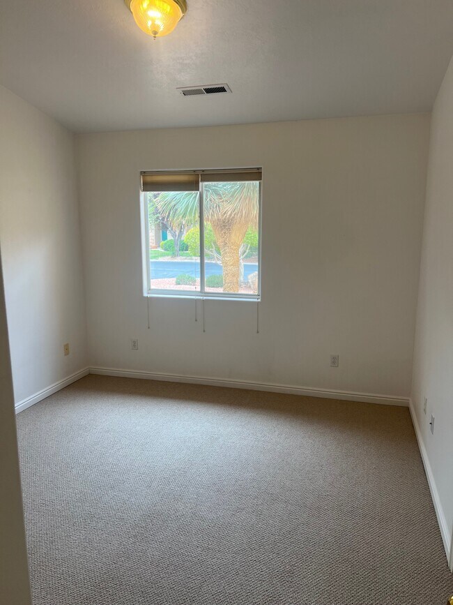 Building Photo - 2143 S 725 W