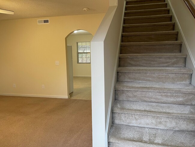 Building Photo - Move In Ready! $1195.00/month