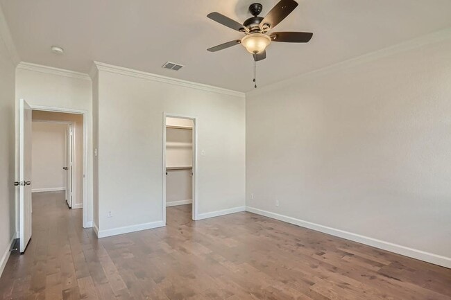 Building Photo - 8008 Serenity Way