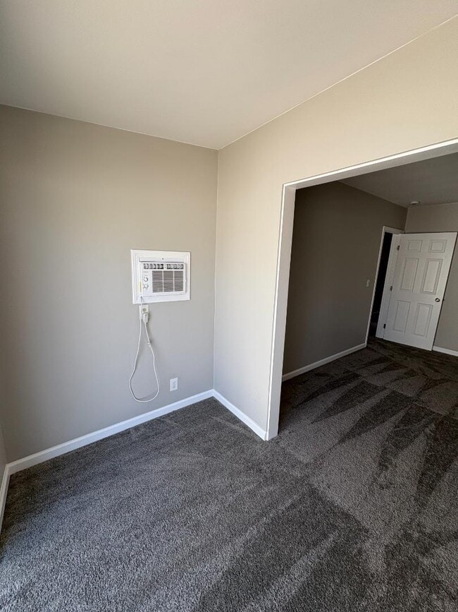 Building Photo - 8132 Tapia Via Dr
