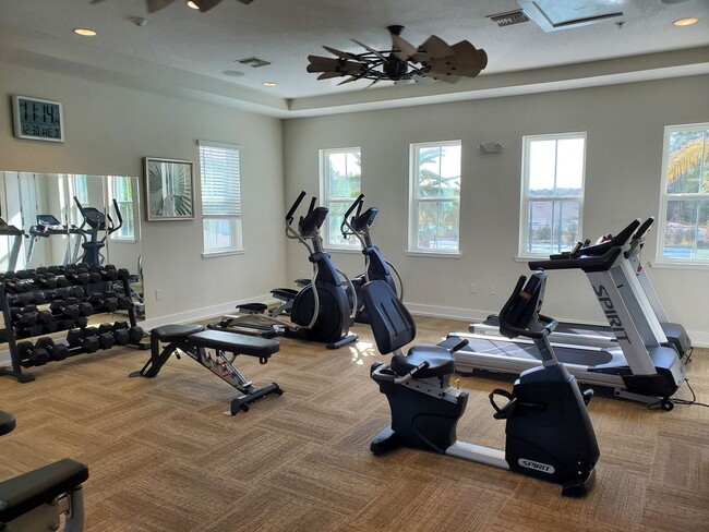 Building Photo - Welcome to this beautiful 3-bedroom, 2-bat...